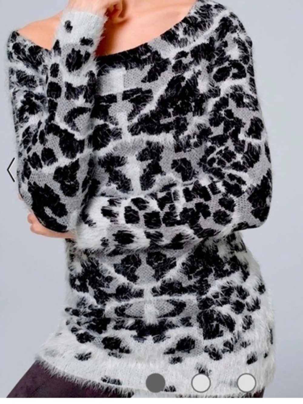 White House black market feathered snow leopard tunic sweater NWT xxsp